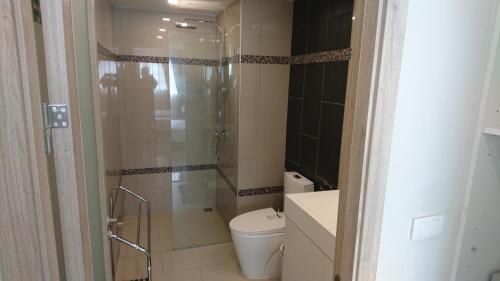Water Park Condominium by Monica – Pattaya, DC