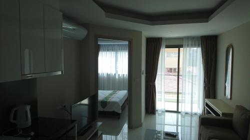 Water Park Condominium by Monica – Pattaya, DC
