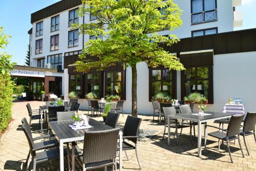 餐廳, Lobinger Parkhotel & Restaurant in 布倫茨河畔京根