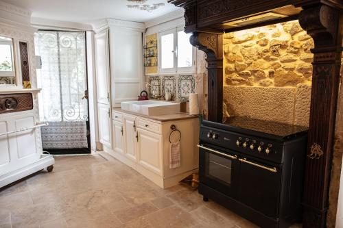Au Petit Chateau les Bains a Thermen Morvan in Moulins-Engilbert