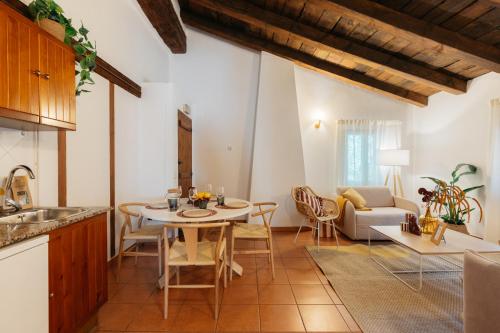 El Molí Nou - Rural flats (El Moli Nou - Rural flats) in Monroyo