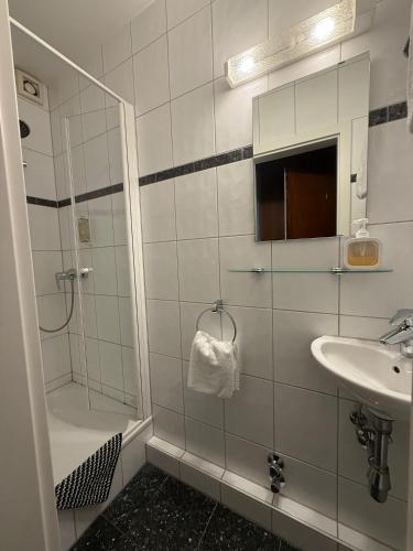 淋浴間, SVG Hotel Diversi in 萊茵河畔路德維希港