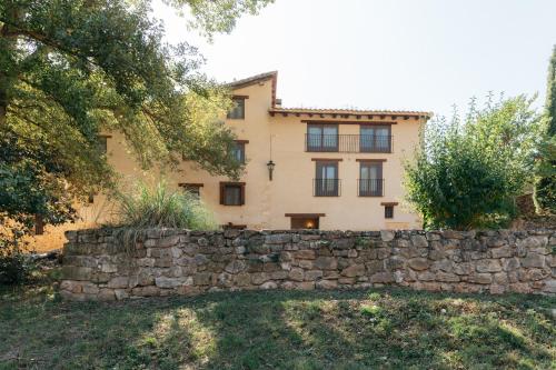 El Molí Nou - Rural flats (El Moli Nou - Rural flats) in Monroyo