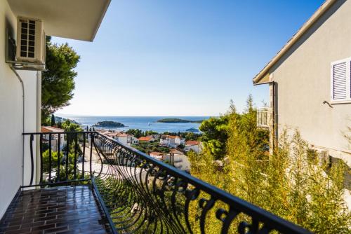 Anna in Hvar * Mittel-Dalmatien, Hvar (zdjęcie 4)