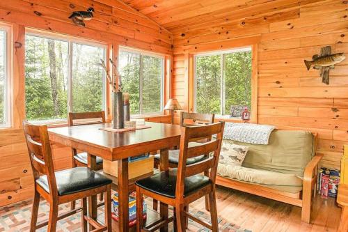 Quaint Clam home - image 11