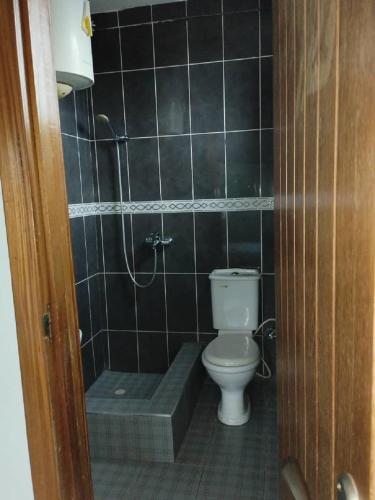 Duša, Sako's Home in Ada Foah