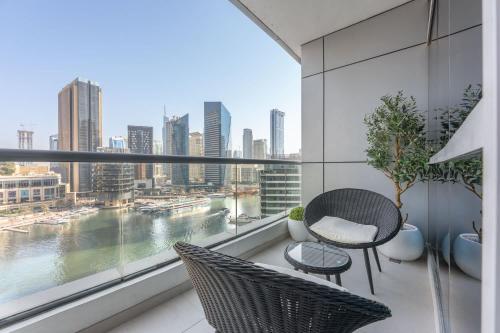StayShort - Dubai Marina sleeps 4 with Amazing Water Views, Dubai (photo 3)
