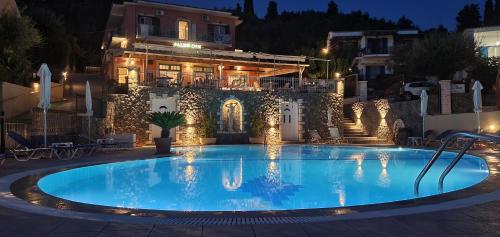 Paleo Inn Hotel