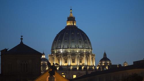 Beside the Vatican, Řím