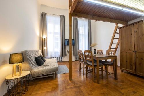 Éliás Cosy Apartment for 4 people in the Heart of Budapest FREE COFFEE, Будапешт