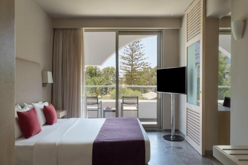 Atlantica Akti Zeus Hotel - image 3