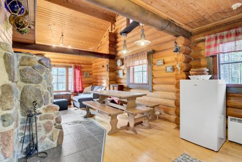 Laavu 13 Original Log Cabin with Sauna