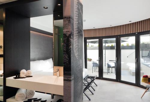 Vila Arenys Hotel Room Type - Superior Deluxe Double Room 