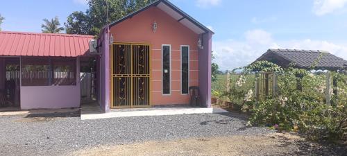 卡比德本當民宿 (Homestay kak bee d'bendang) in 阿耶西坦