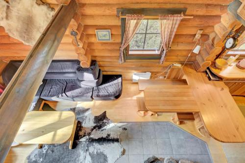 Laavu 15 Original Log Cabin with Sauna in Пігатунтурі