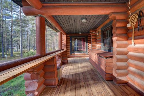 Laavu 15 Original Log Cabin with Sauna in Пігатунтурі
