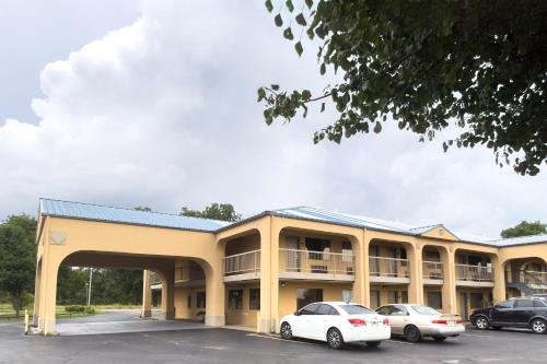 Deerfield Inn By Capital O Blytheville AR I55