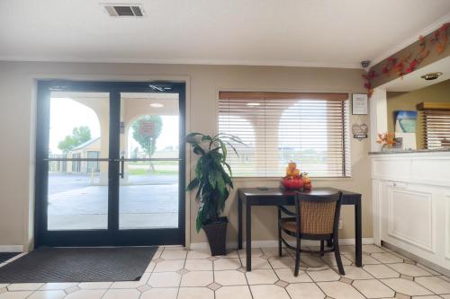 Előcsarnok, Deerfield Inn By Capital O Blytheville AR I55 in Blytheville (Arkansas)