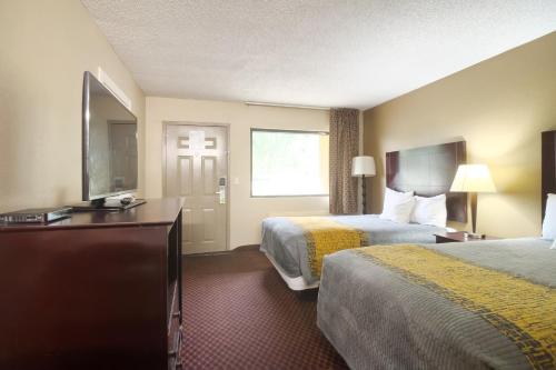 Deerfield Inn - image 11