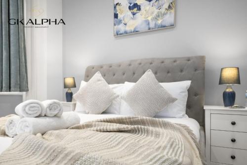 Luxury 4 Bedroom London Flat near Edgware Rd Tube and Hyde Park - Sleeps 8 - image 11
