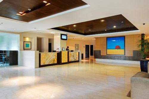 Vibe By The LaLiT Traveller, Faridabad (photo 4)