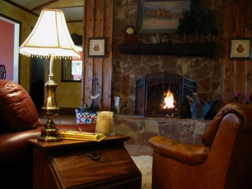 Jackson House Western Room