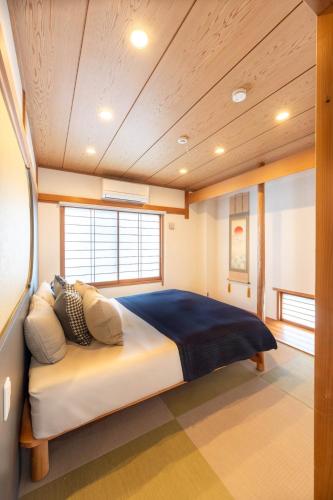 Sakuraya 2 77m 2LDK 8 minutes to Hirokoji Station