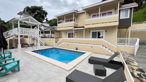 ทัศนียภาพภายนอกโรงแรม, Tranquil Villas in เบลเวเดียร์