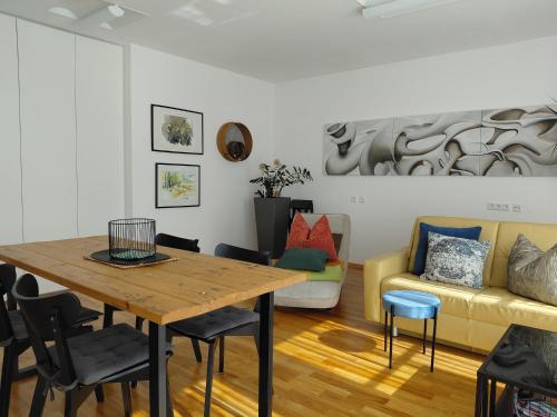  Art Appartement in Niedernsill