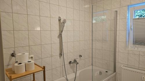 Doppelhaus, 3-4 Zimmer, 3-5 Betten, 3 Badezimmer, Küche (Doppelhaus, 3-4 Zimmer, 3-5 Betten, 3 Badezimmer, Kuche) in 阿爾特廷
