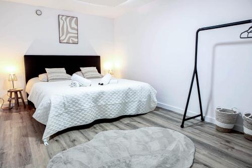 Pearl of the Cuyp Modern Comfort in De Pijp, Amsterdam