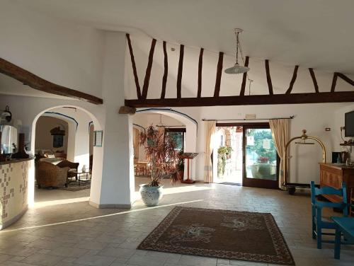 Lobby, Hotel Resort Nuraghe Arvu in Dorgali