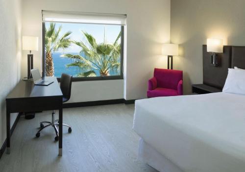 1 queen bed