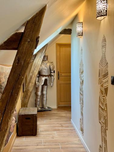 Logement à thème médiéval avec balneo (Logement a theme medieval avec balneo) in Sens