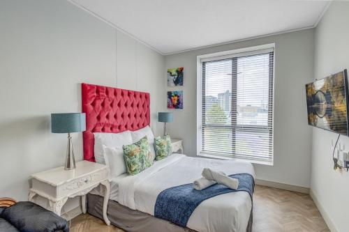 OneRosebank Signature Studio Apartment - image 4