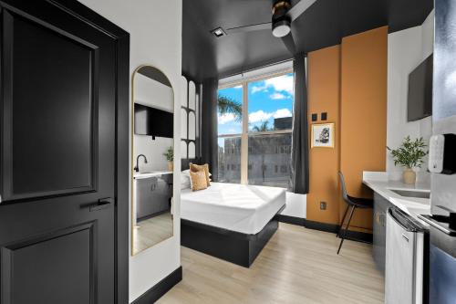 Balboa Park Hotel Downtown Little Italy near San Diego Zoo