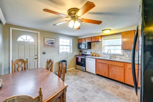 Hunt, Fish and Hike Home with Deck in Encampment in Saratoga (WY)