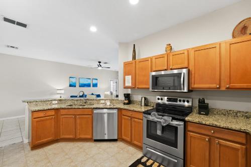 Chic Clermont Villa Less Than 10 Mi to Disney Attractions! in Orlando, USA