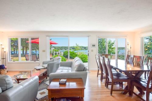 Waterfront with Private Dock, Eastham (Foto 8)