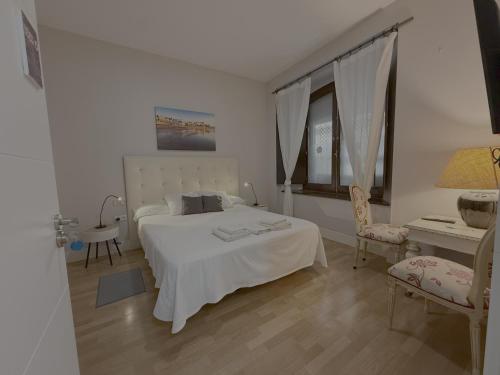 Apodaca Rooms in Cadiz