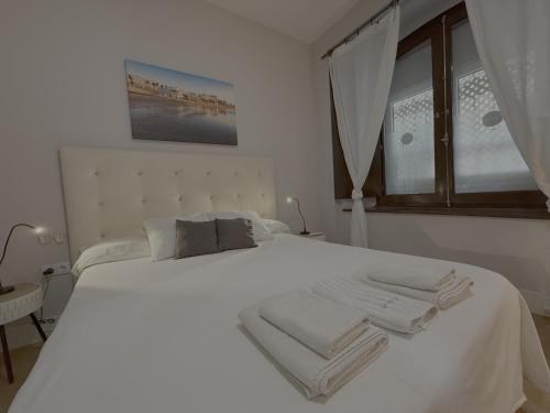 Apodaca Rooms in Cadiz