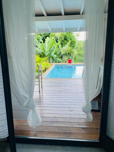 Agréable appartement à 2 pas des plages (Agreable appartement a 2 pas des plages) in Μάρε Γκαγιάρντ