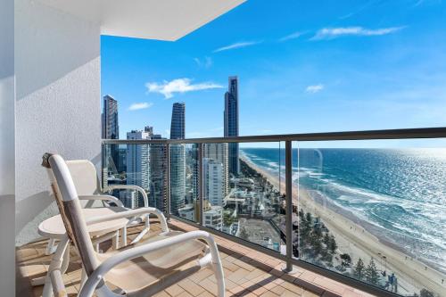 Peninsula Apartments Surfers Paradise