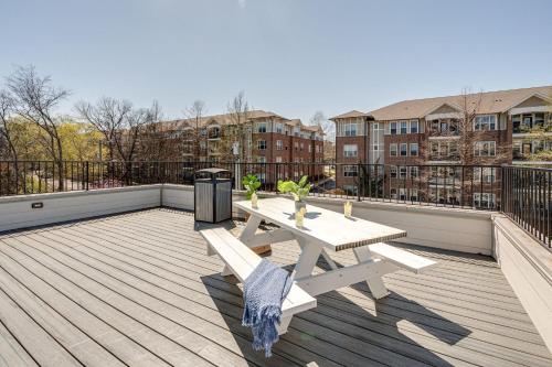 Nashville - 805B Bradford Ave #301 in Nashville, USA