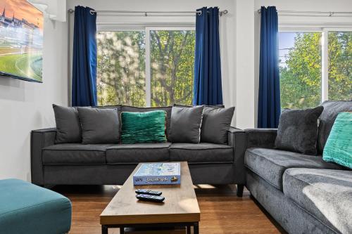 2-Story Shipping Container Retreat Unit #5 & #6 in Louisville, USA