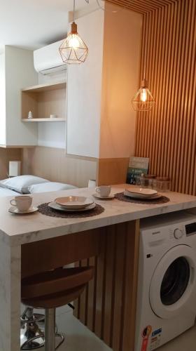 Azzure ao mar in มอร์โร ดาสเปดราส