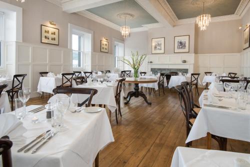 Restorāns, The Inveraray Inn, BW Signature Collection in Saint Catherines