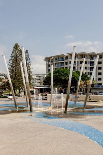 Sol Cove - Kings Beach, parks and dining at doorstep, Caloundra (foto 4)