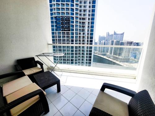 Bright And Spacious Canal View Appartment - image 14