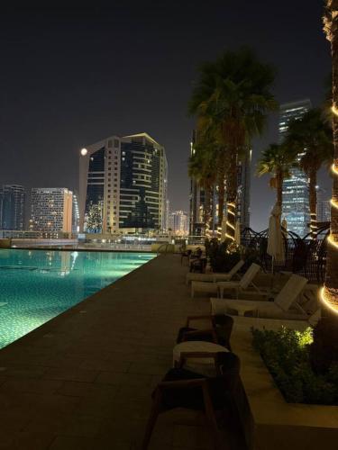 Bright And Spacious Canal View Appartment, Dubai (Foto 6)